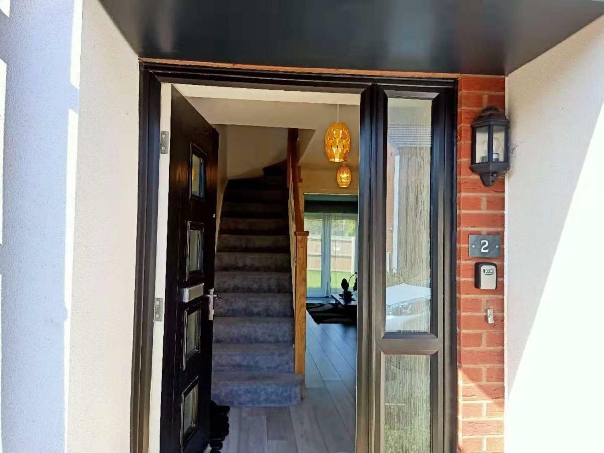 Mulberry Garden Villa Coventry Exterior foto